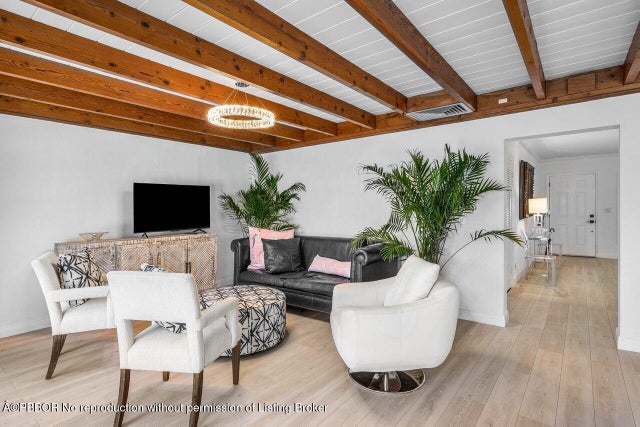 4 of 24 - 720 N Atlantic Drive, Lantana, FL