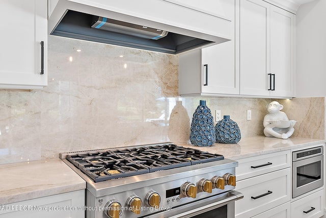 5 of 51 - 325 Fairway N, Tequesta, FL