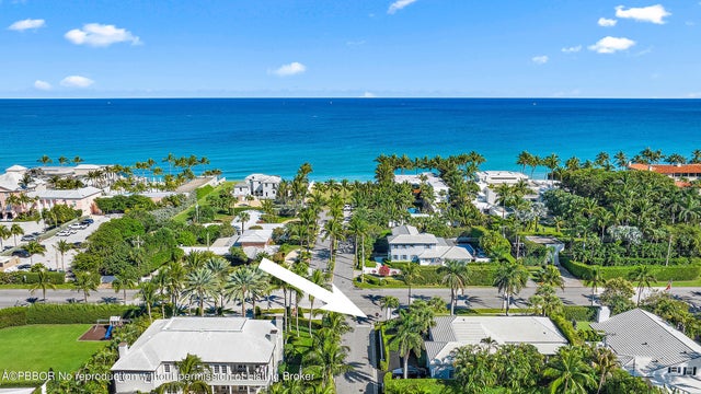 2 of 50 - 710 N County Road, Palm Beach, FL