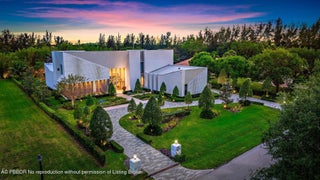 Photo of Listing #25-696