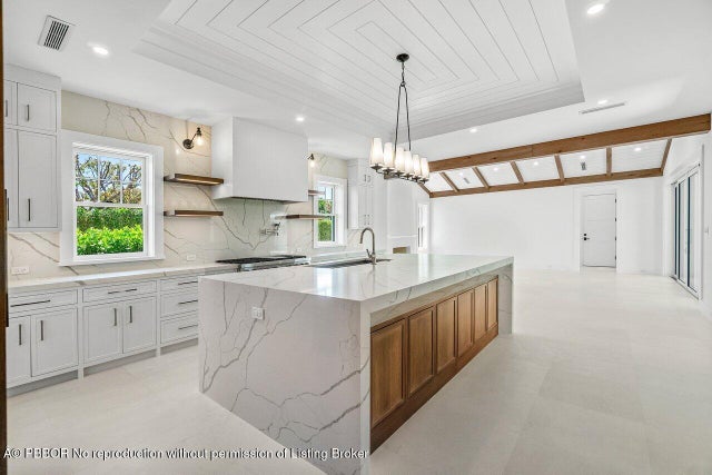 4 of 14 - 200 Ashworth Street, West Palm Beach, FL