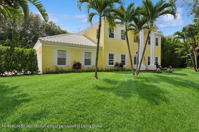 2 of 59 - 1920 Embassy Drive, West Palm Beach, FL