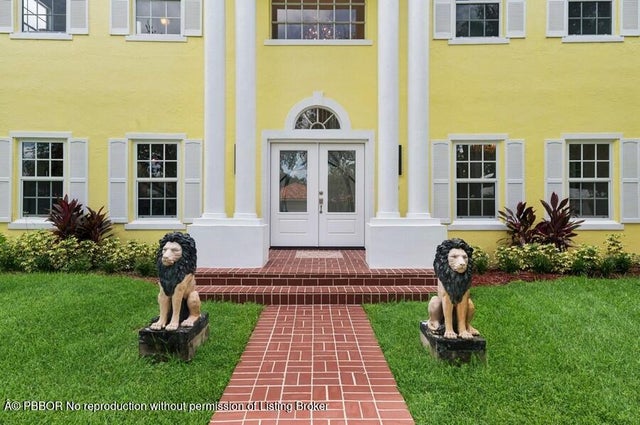 3 of 59 - 1920 Embassy Drive, West Palm Beach, FL