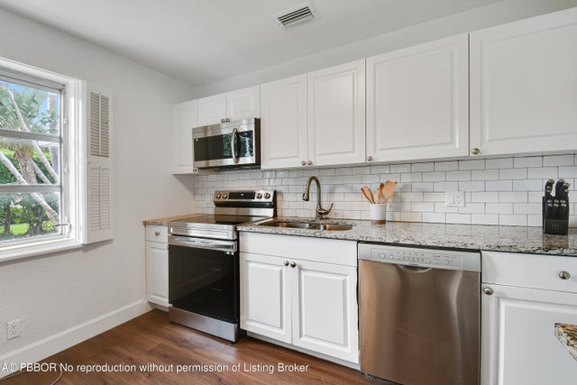 5 of 5 - 210 Miramar Way, West Palm Beach, FL