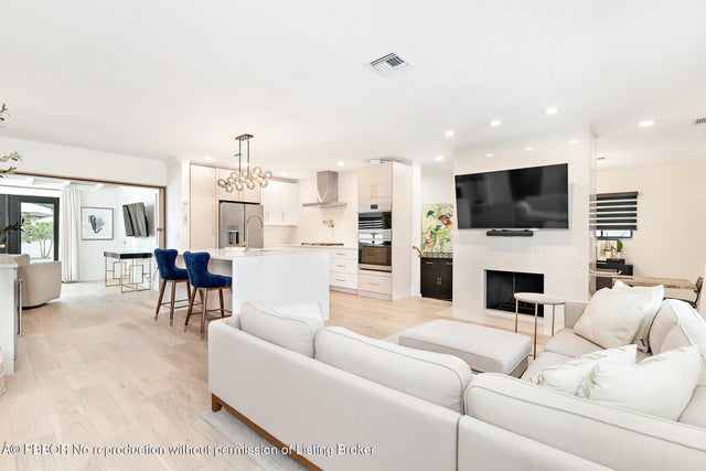 4 of 32 - 340 Ellamar Road, West Palm Beach, FL