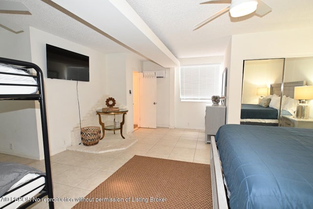4 of 49 - 701 W Ocean Avenue, Boynton Beach, FL