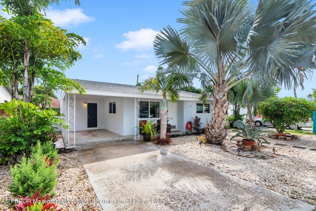 1 of 25 - 1720 N L Street, Lake Worth, FL
