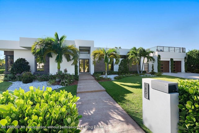 2 of 36 - 1801 N Lakeside Drive, Lake Worth, FL