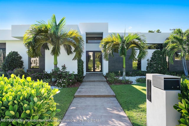 3 of 36 - 1801 N Lakeside Drive, Lake Worth, FL