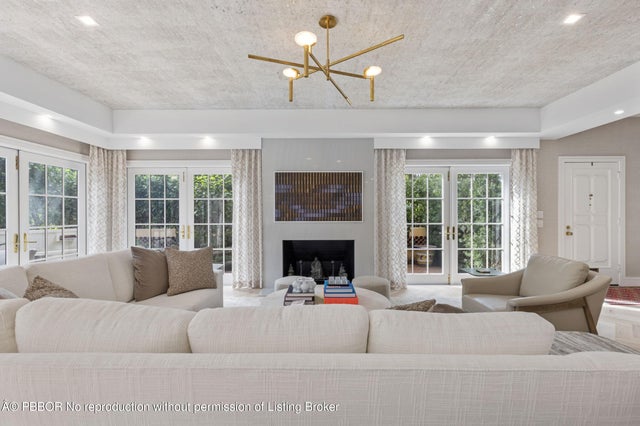 4 of 18 - 355 Cocoanut Row #2, Palm Beach, FL