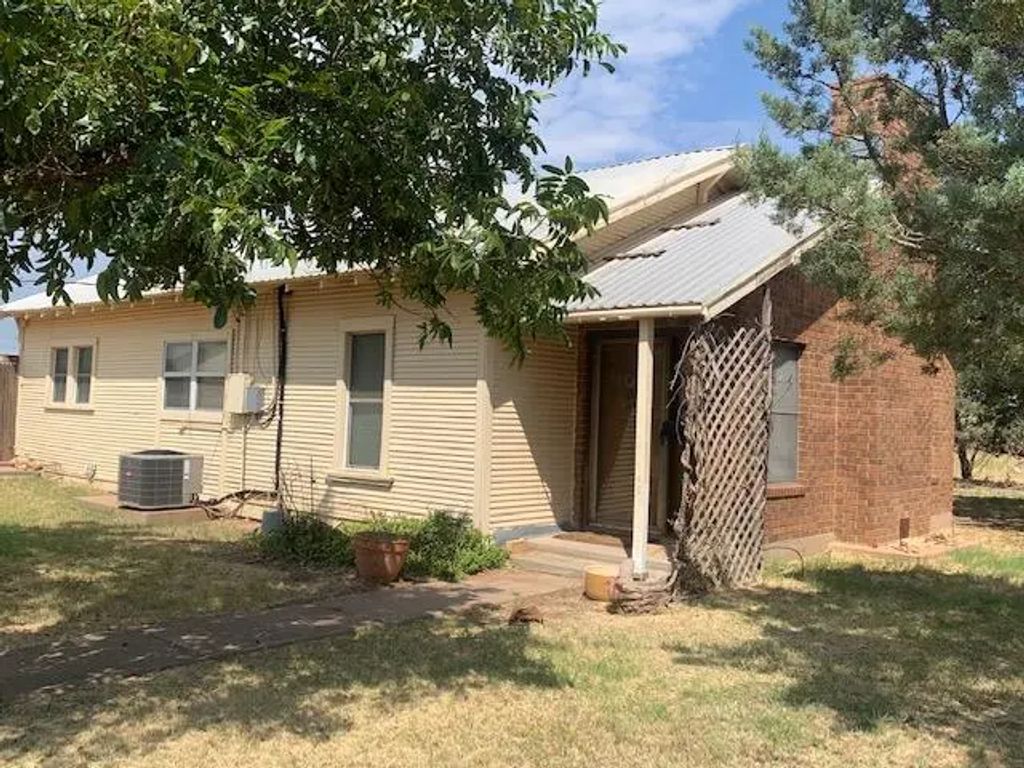 1454 Us Highway 180, Snyder