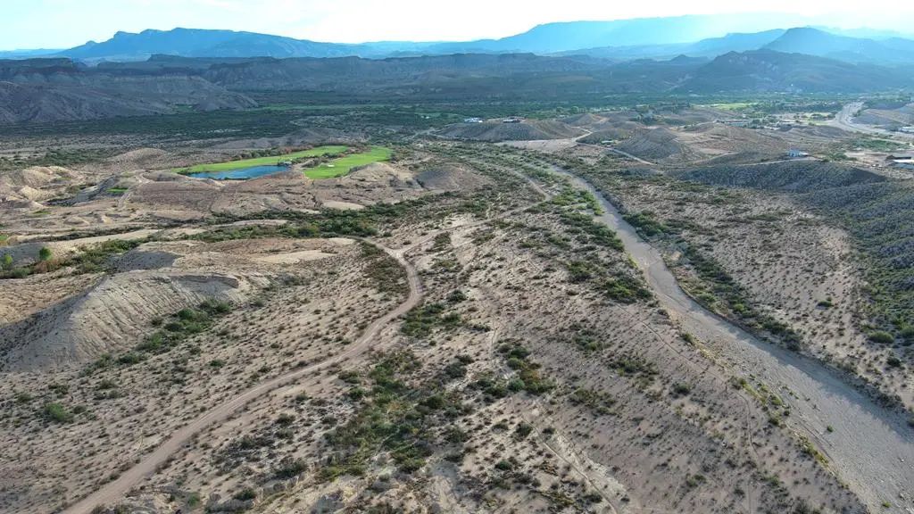 Lot 16 Comanche Mesa, Lajitas