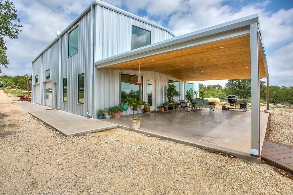 19621 Bluff Road, Christoval