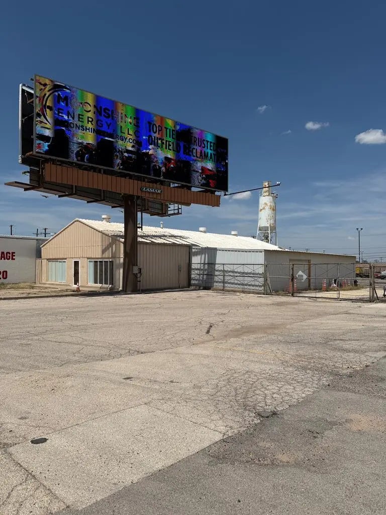 1500 Loop 250n, Midland