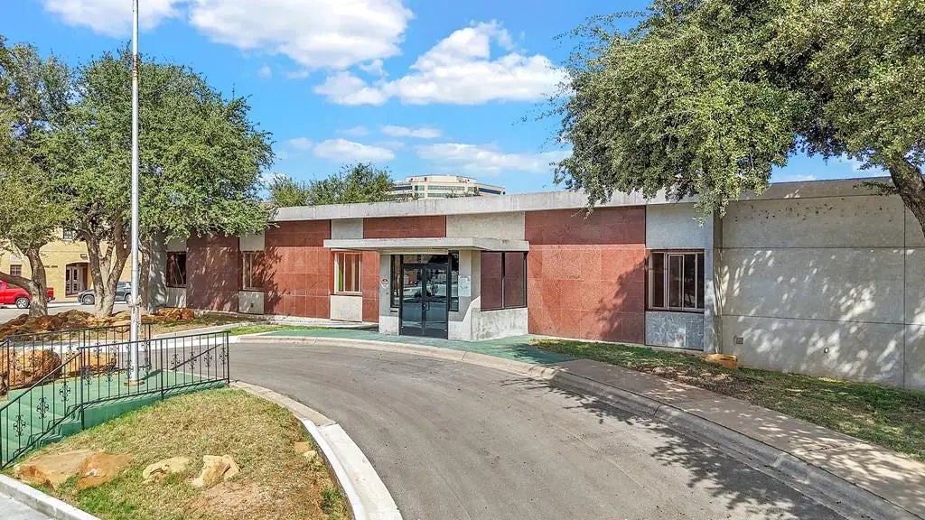 201 Illinois Ave, Midland