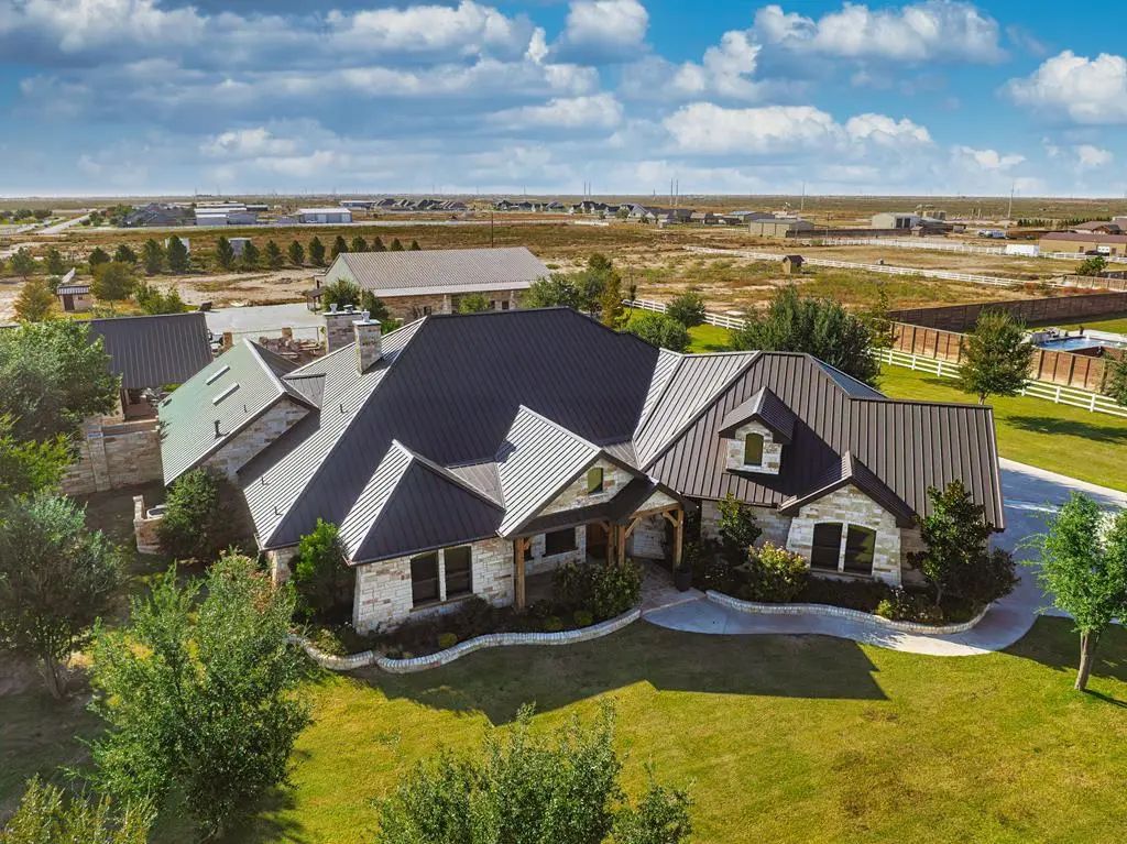 6207 County Rd 1244, Midland