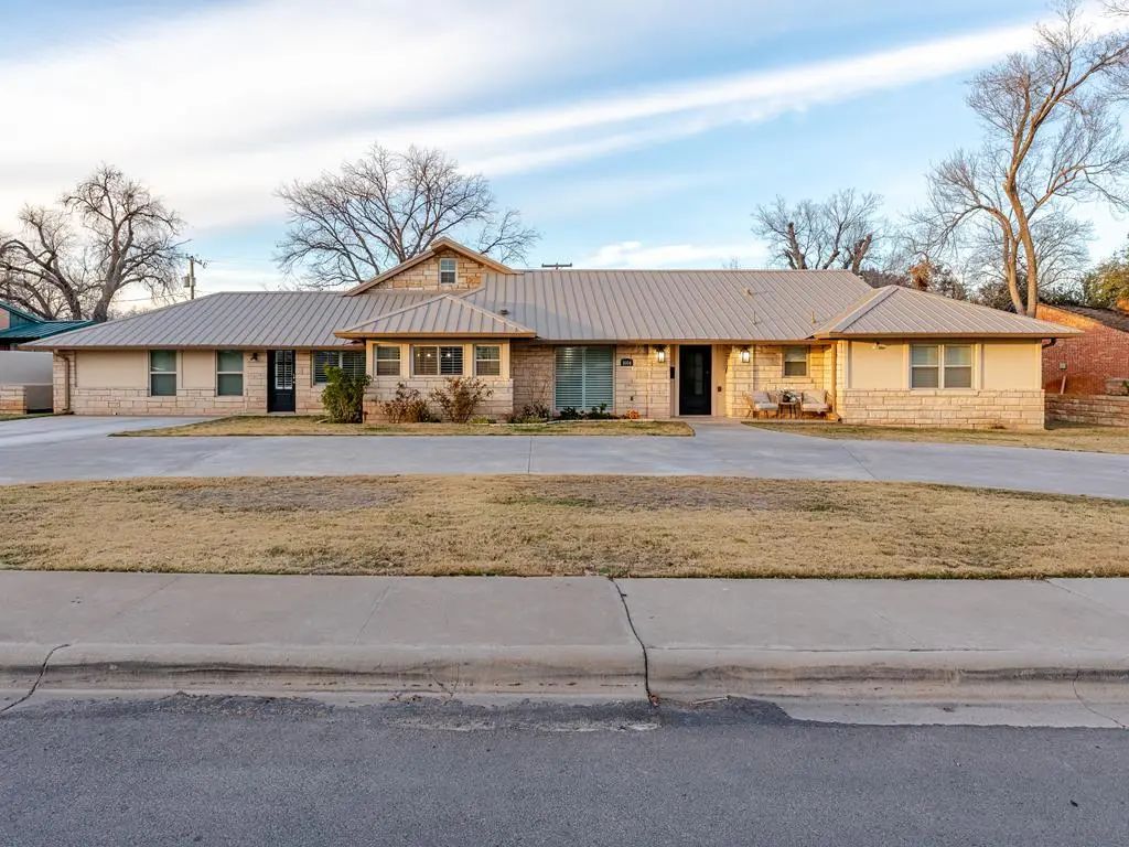 1604 Ohio Ave, Midland