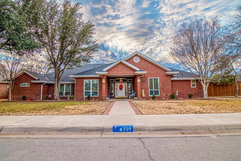 4709 Knights Place, Midland