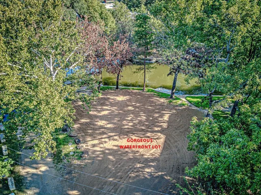 1336 Lakeside Dr, Burnet