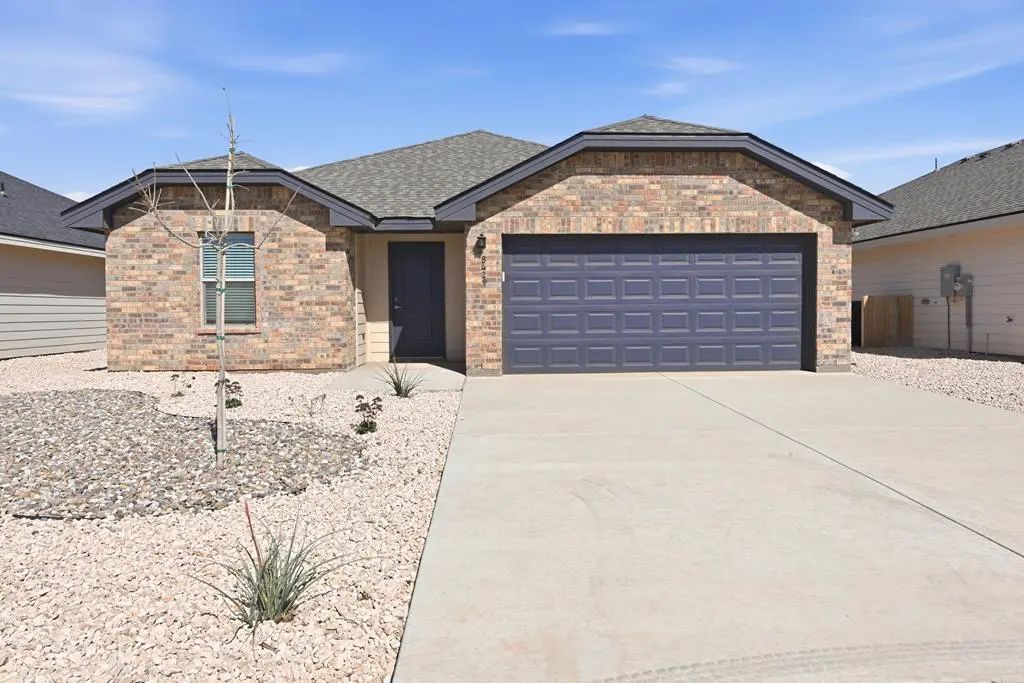 8429 County Rd 110, Midland