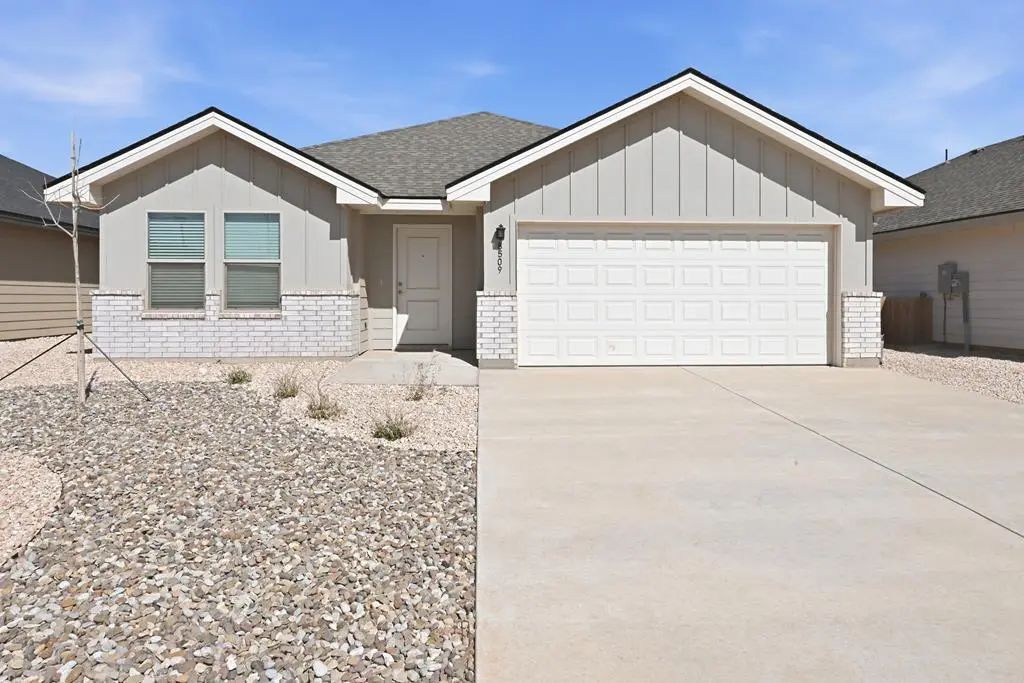 8509 County Rd 110, Midland