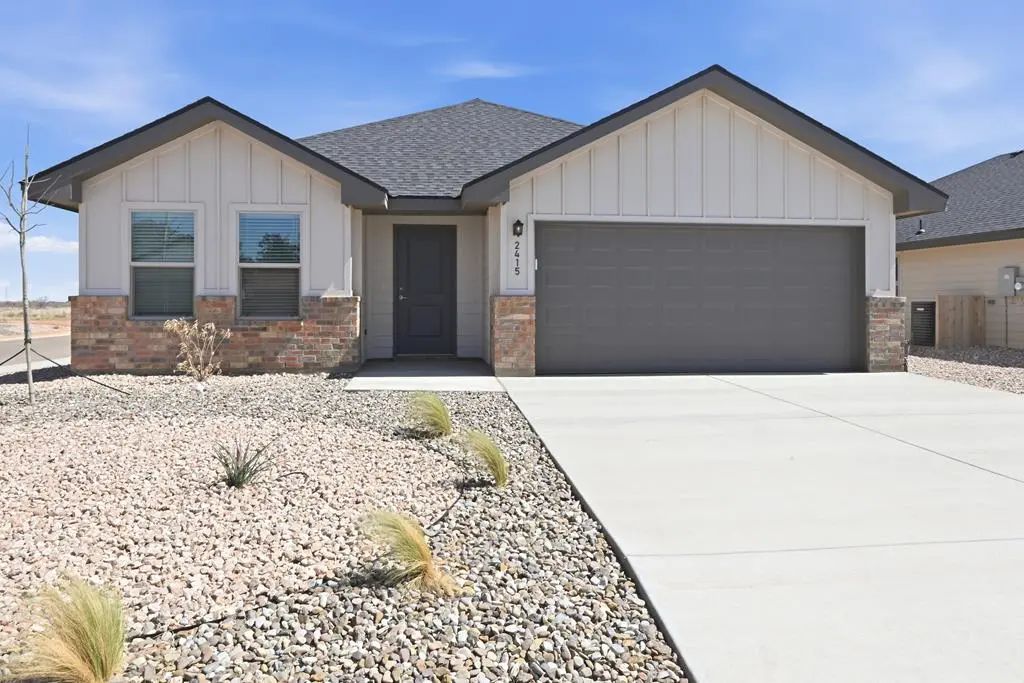 2415 County Rd 1100, Midland
