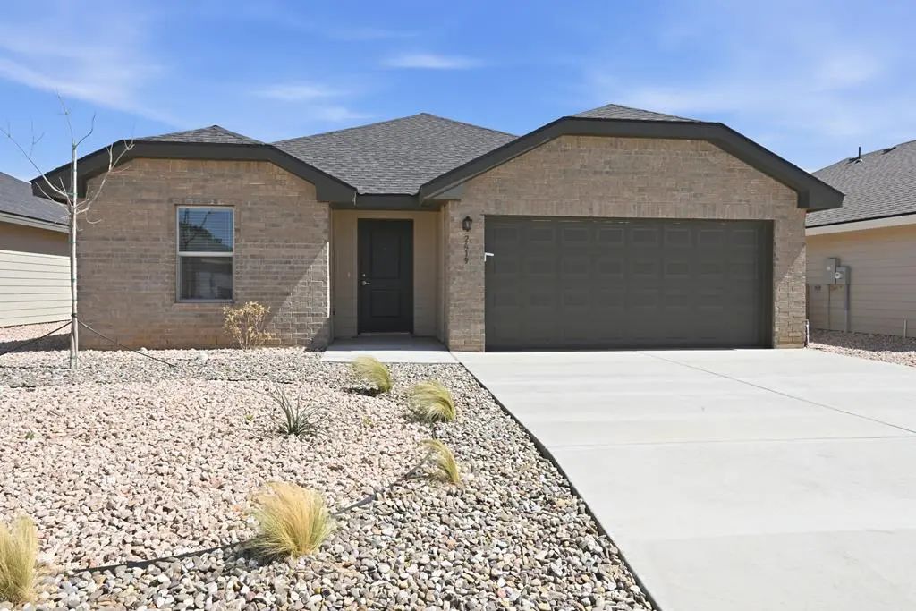 2419 County Rd 1100, Midland