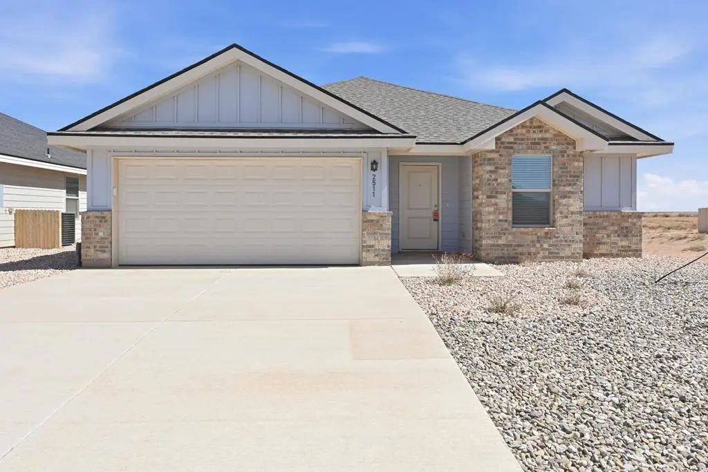 2511 County Rd 1100, Midland