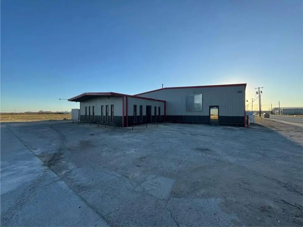 1300 S Garfield St, Midland