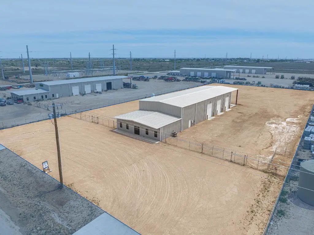 2810 County Rd 130, Midland