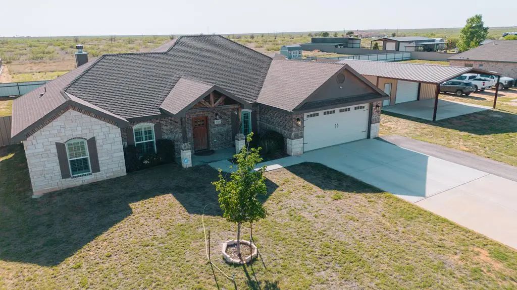 3021 County Rd 401, Andrews