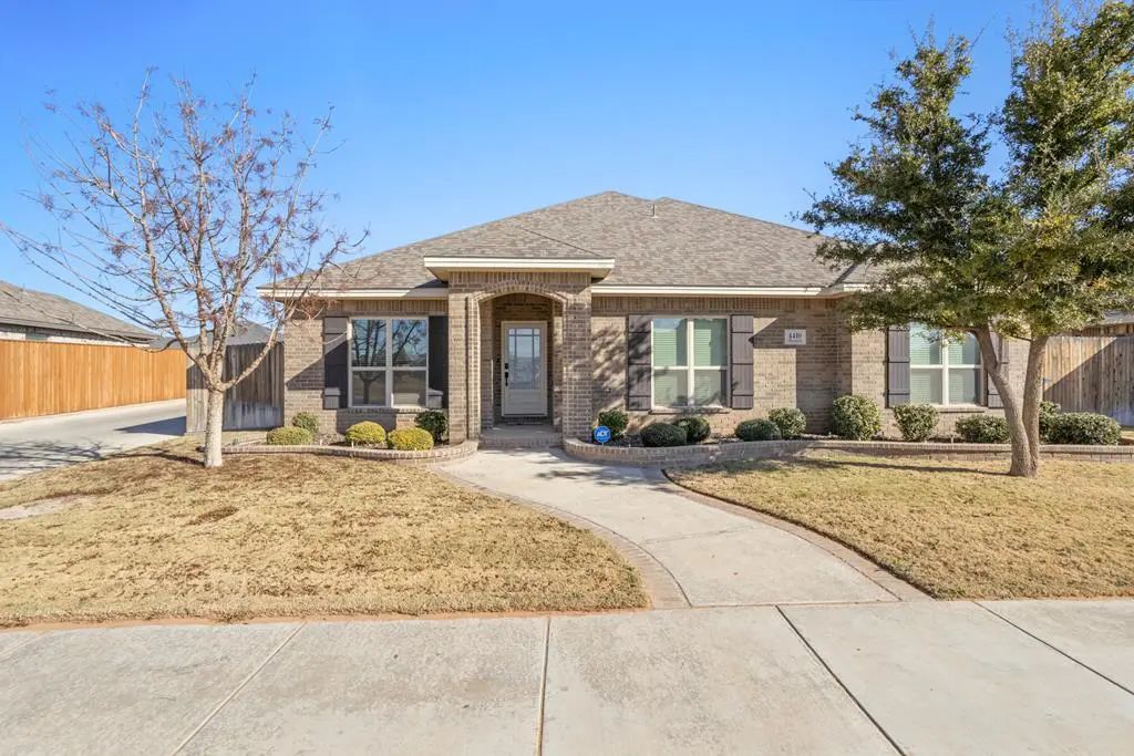 4410 Navasota, Midland