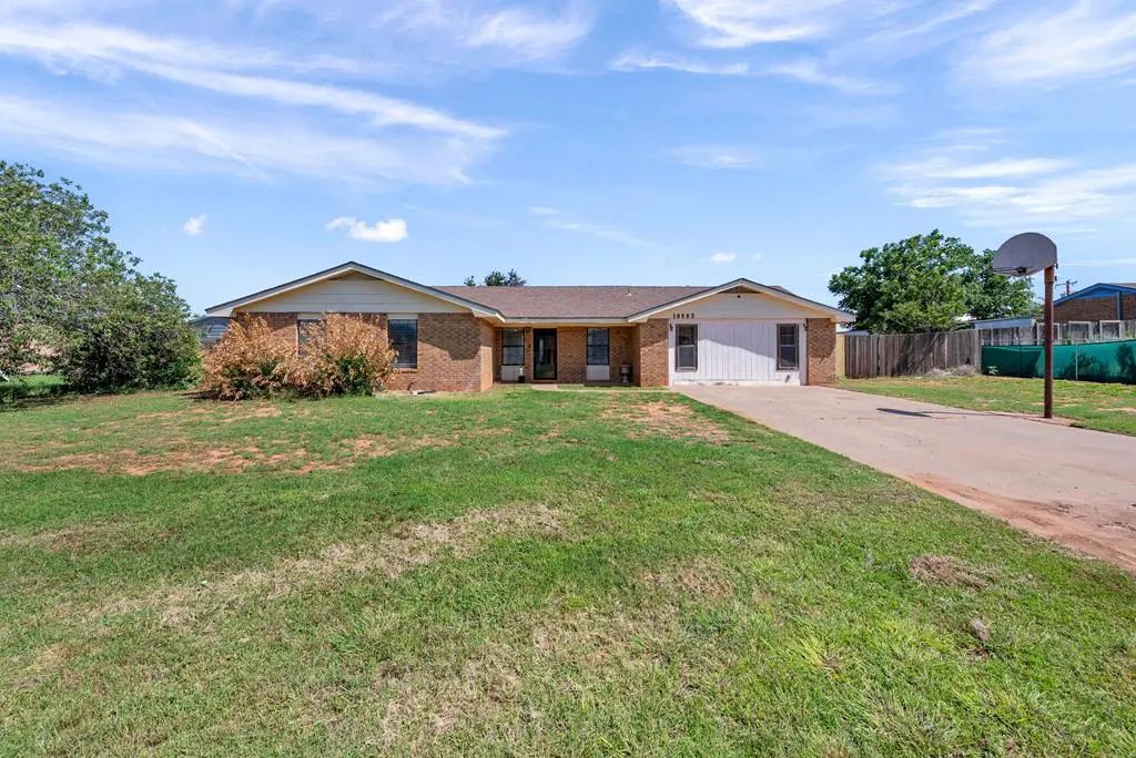 10803 County Rd 104, Midland