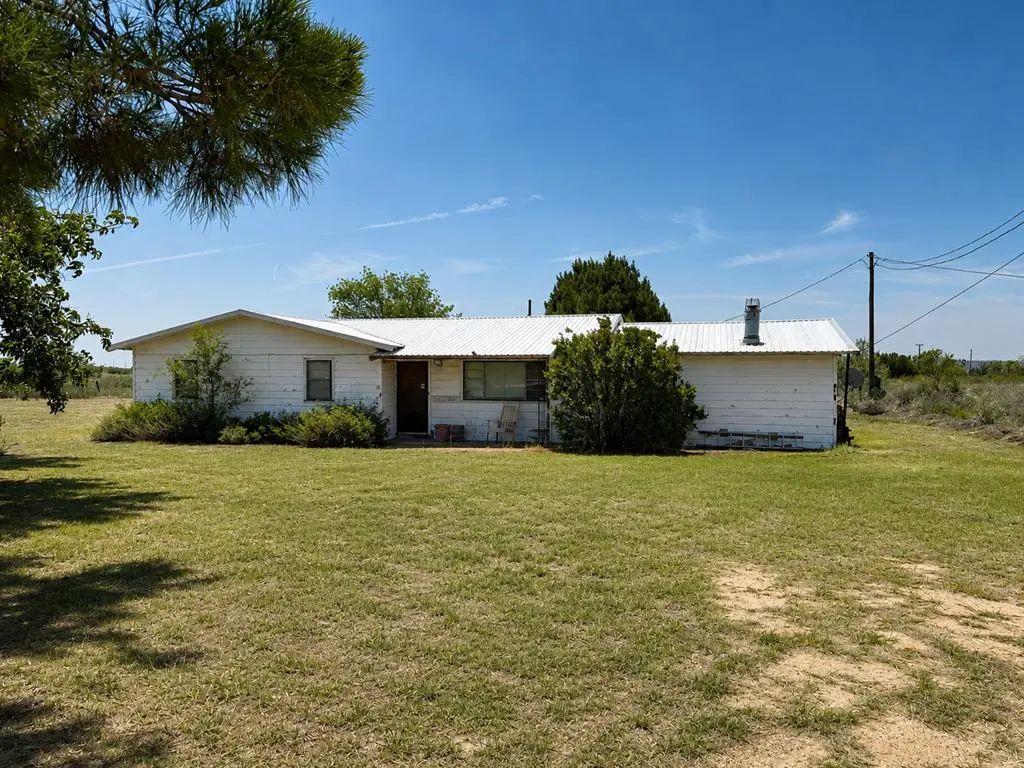 3104 Anderson Rd, Big Spring