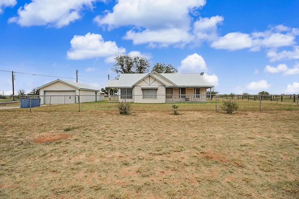 102 Moss Lake Rd, Big Spring