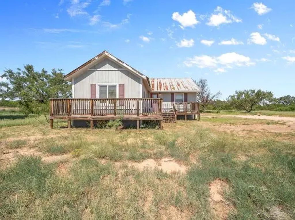 501 Vikki Rd, Big Spring