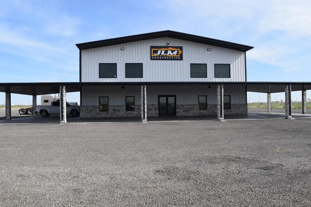 6306 W County Rd 122, Midland