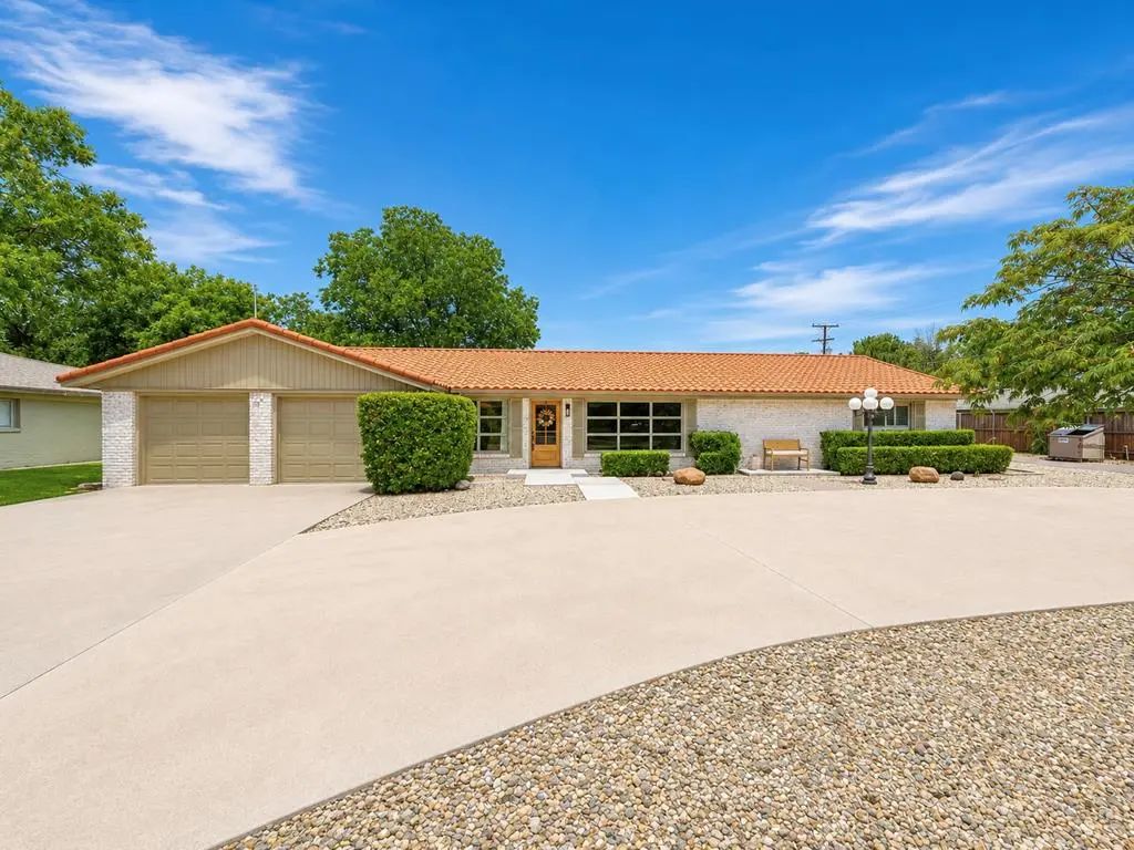 2600 N St, Midland