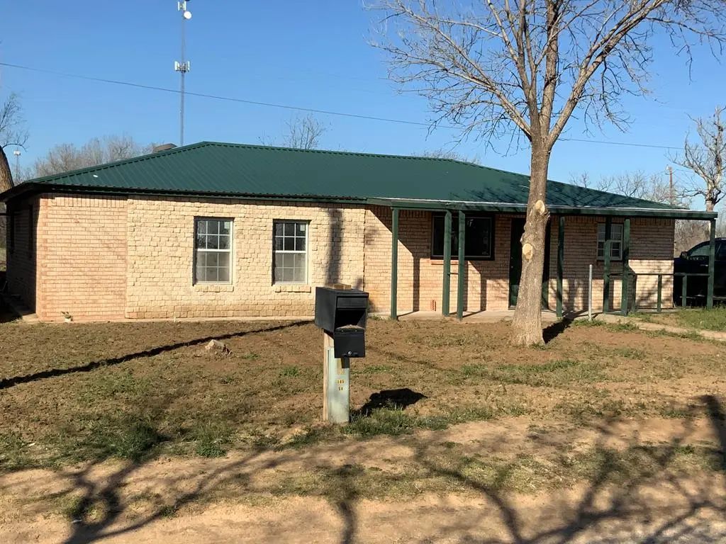902 Moore Rd, Big Spring
