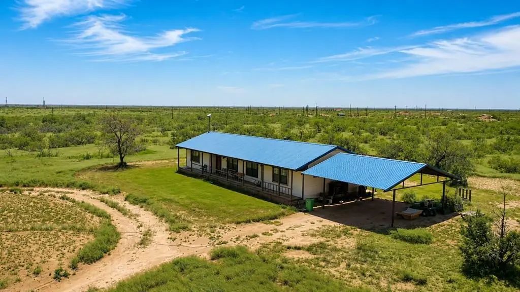 5813 County Rd 1065, Midland