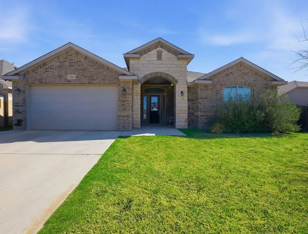 1006 Daisy Road, Midland