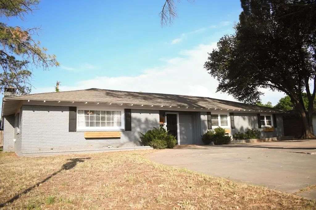 1610 K St, Midland