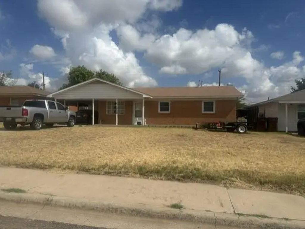 1710 Laurie, Big Spring