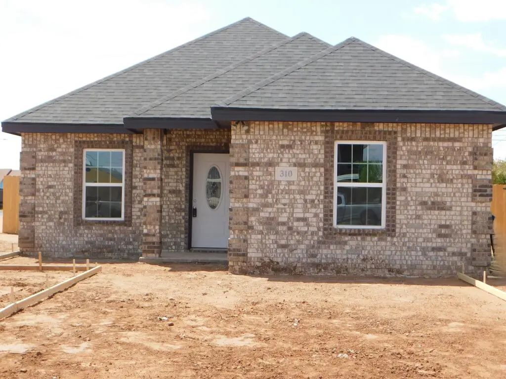 310 Carver, Midland