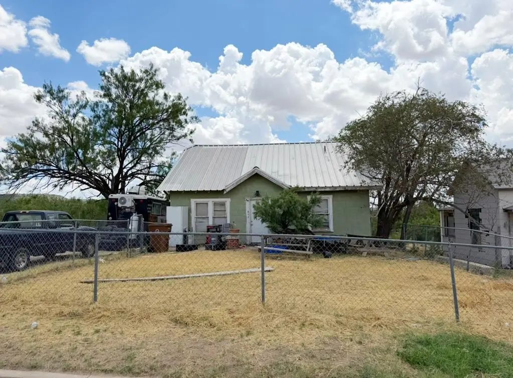408 Lancaster, Big Spring