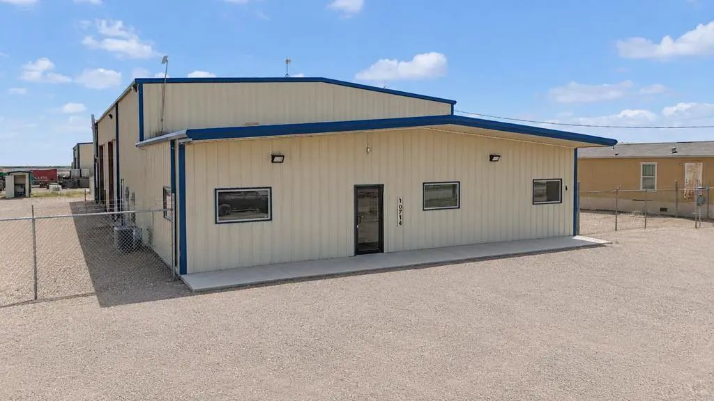 10714 W County Rd 72 207, Midland