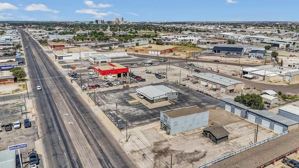 3407 Wall St, Midland