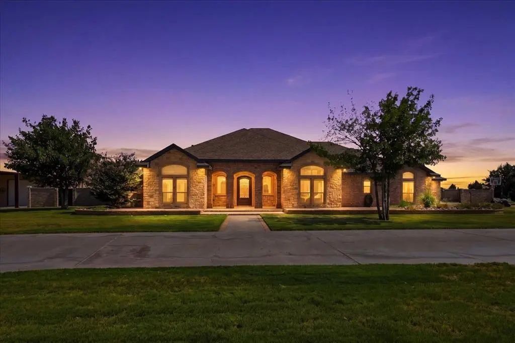 6604 County Rd 107, Midland