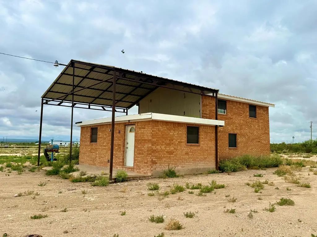 1872 Gonzalez Loop, Fort Stockton