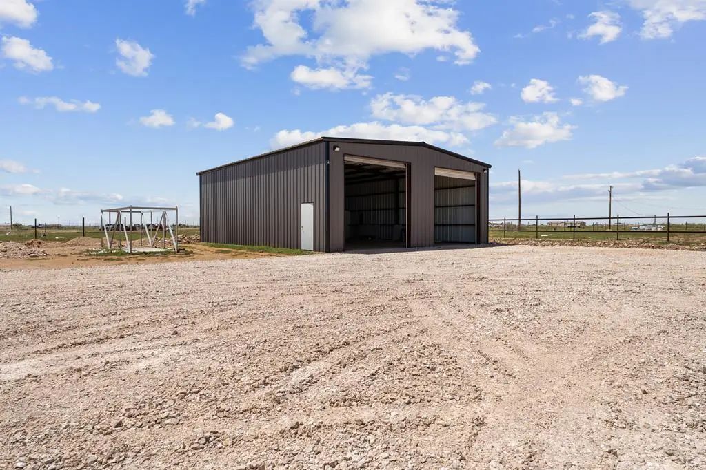 2066 Private Rd C2300, Midland